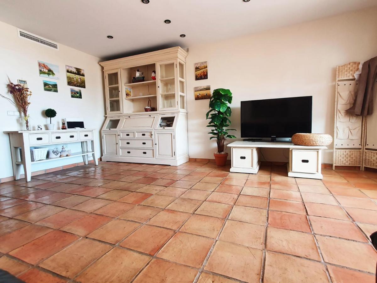 피네스트라트 Casa En 3 Km De Benidorm Y De La Playa 빌라 외부 사진